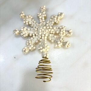 Anthropologie | Holly Pommed Snowflake
Tree Topper